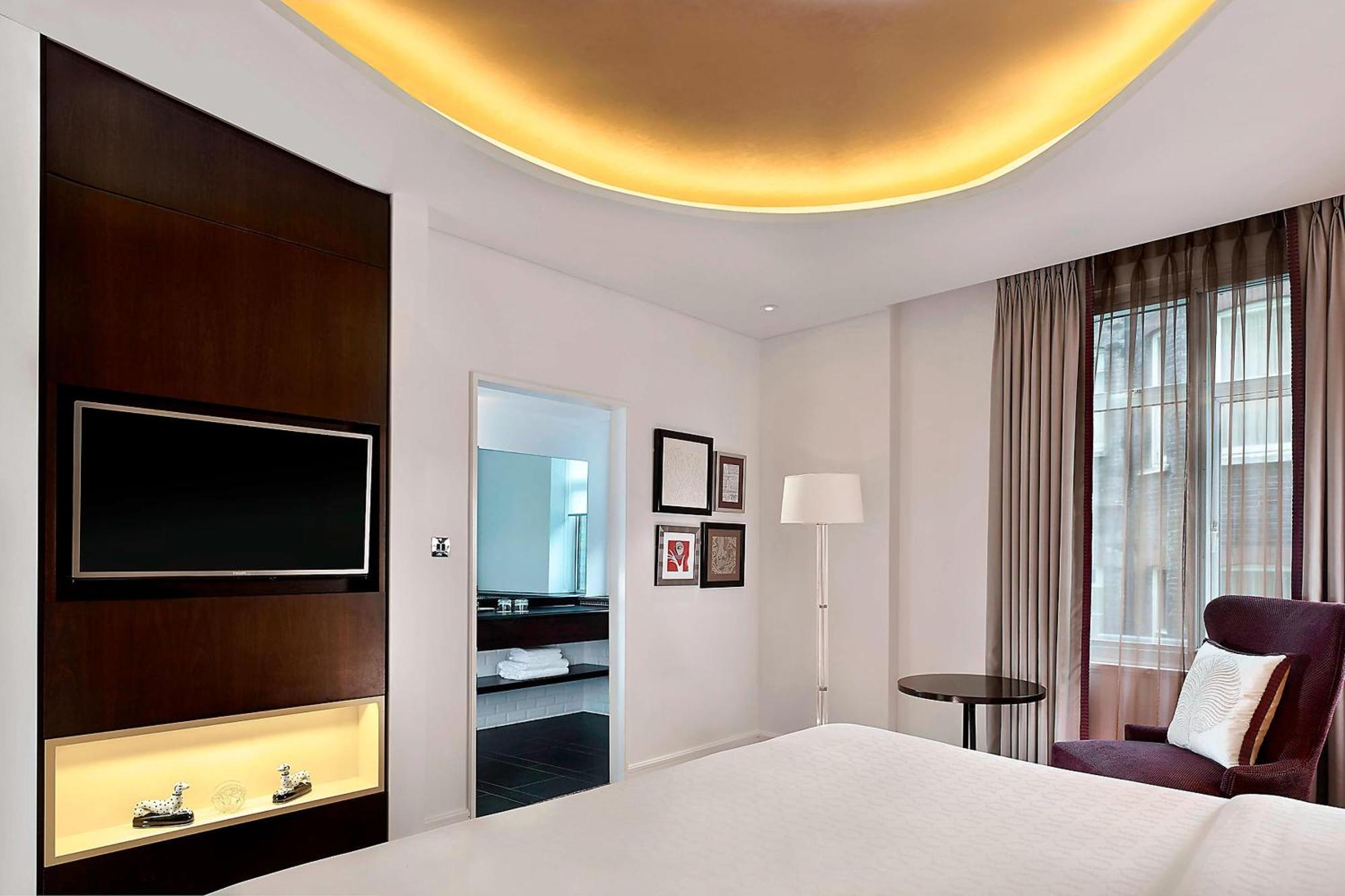 Deluxe King Room,1516356967:JPEG